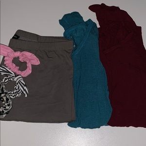2 long sleeves, a pair of leggings, scrunchie